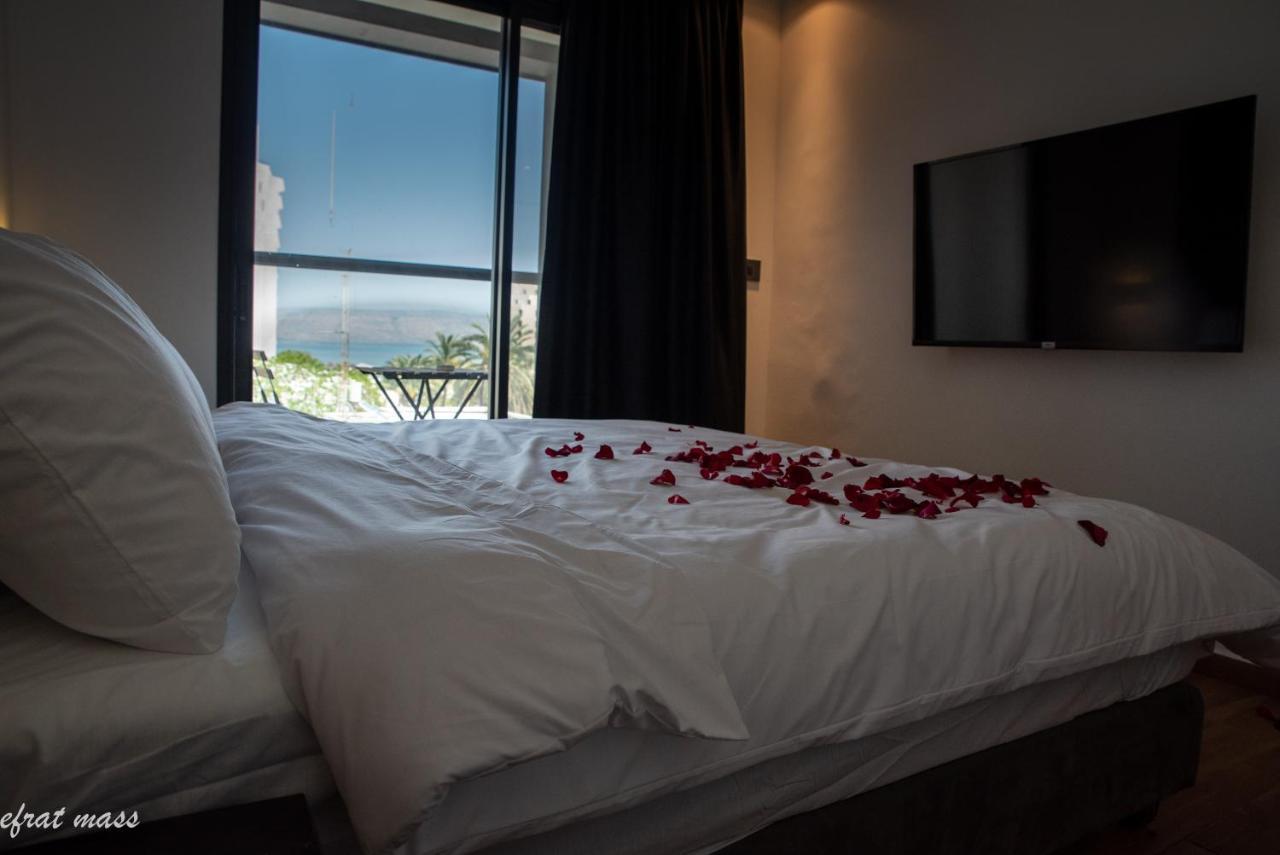 Selfie'S Boutique Hotel Тиверіада Екстер'єр фото