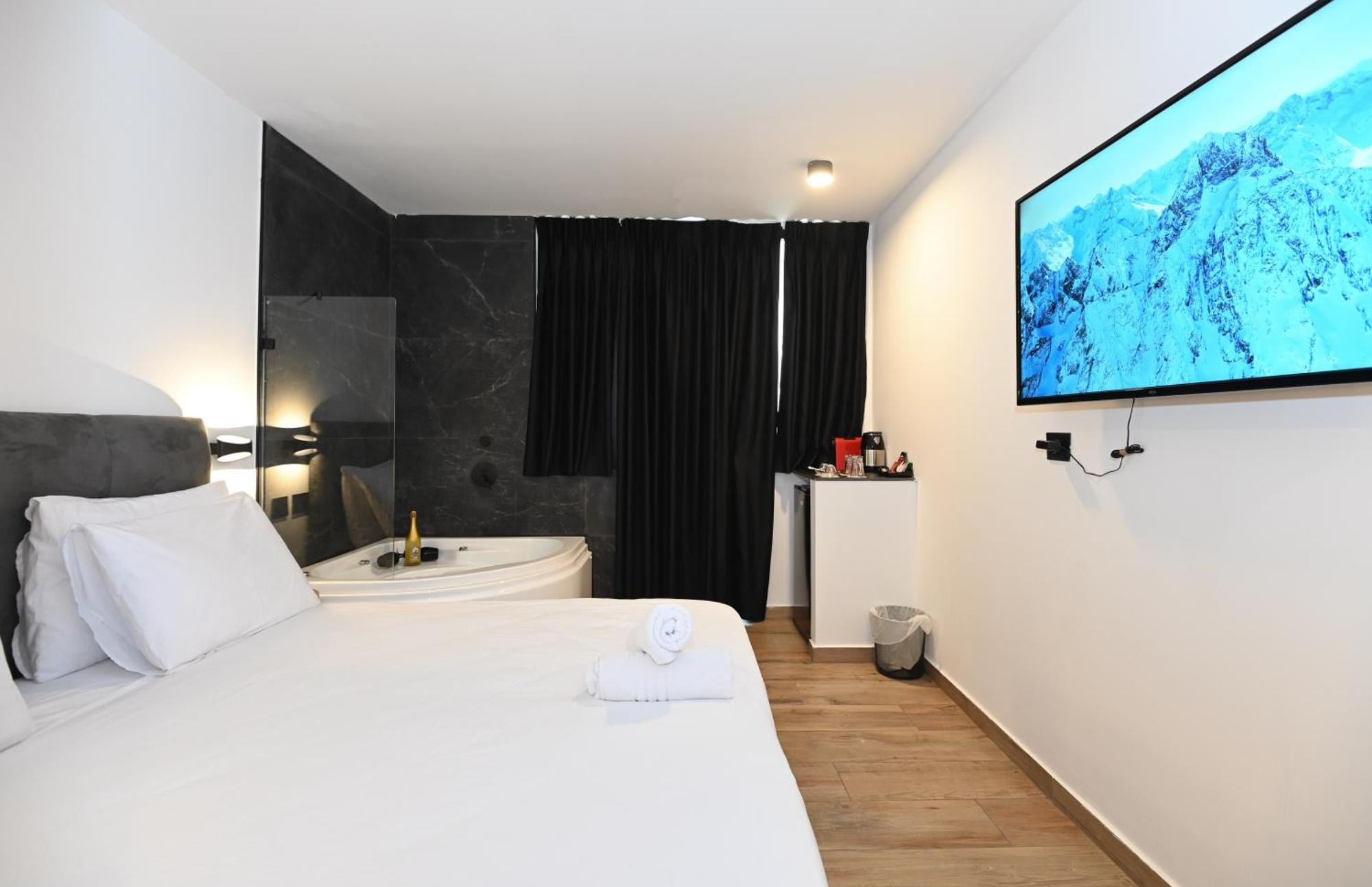 Selfie'S Boutique Hotel Тиверіада Екстер'єр фото